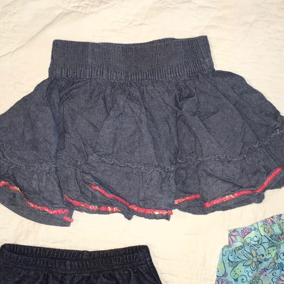 Little girls sz 3t bundle of 3 girls skirts - Picture 4 of 5